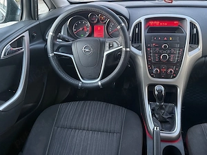 Opel Astra j 1.3 cdti e5 2012 manuala - imagine 4
