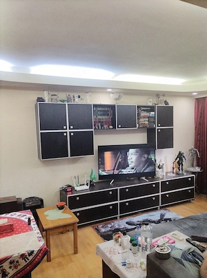 Vând sau schimb cu 2 camere plus diferenta apartament 3 cam zona AFi Ploiesti