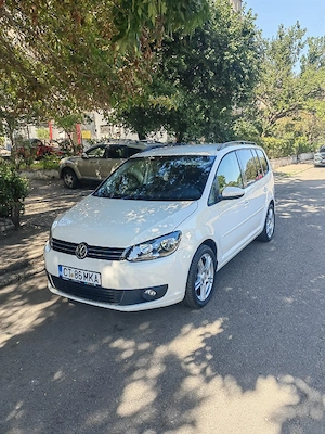 Volkswagen Touran 2012 | 1.6 TDI DSG (Automat) - imagine 4