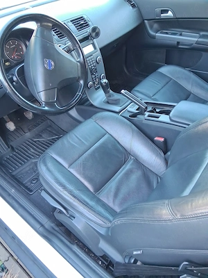 Volvo C30 1,6 diesel - imagine 3