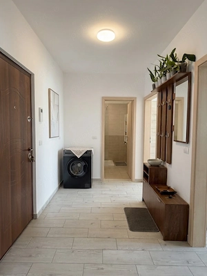 2 camere Coresi regim hotelier - imagine 4