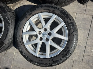 Jante cu anvelope de iarna 17"Toyota 