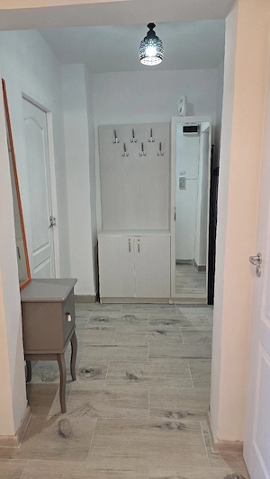 apartament 2 camere renovat - imagine 7