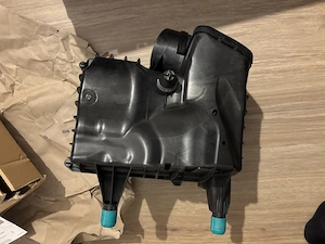 Carcasă filtru aer Mercedes A282 090 50 00 - imagine 2