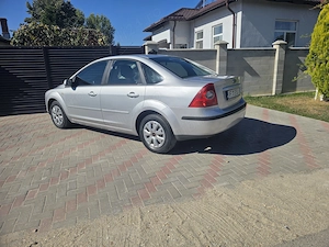 Ford Focus berlina -2007-11-Provenienta RO-16 Benz-110Cp-Euro 4 156000km!Pret 1650 Euro - imagine 5