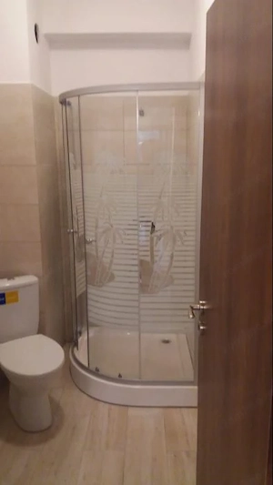 Apartament cu 2 camere de închiriat în Modern - imagine 3