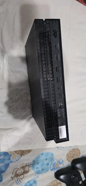 Consolă XBOX ONE X 1TB 4K în stare excelentă. - imagine 2
