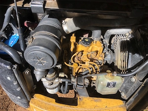 Miniexcavator Caterpillar CAT 301.6   2.430 ore   2 cupe - imagine 2