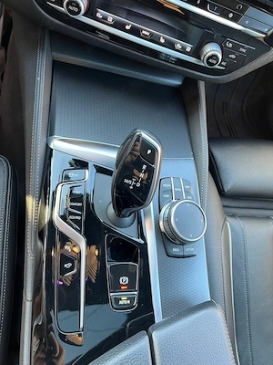 BMW 540i xDrive LCI, M Packet Pro - imagine 8