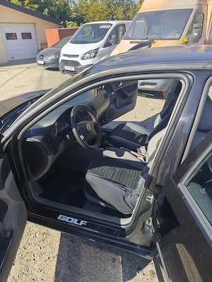 VW Golf  4 Benzina  - imagine 9