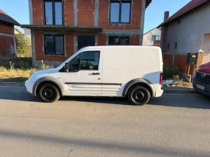 Vând Ford Transit Connect, an fabricație 2012 - imagine 3