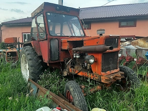 Vand remori si tractoare Detalii TELEFON!!  