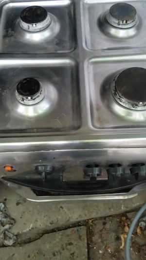aragaz inox cu 4 ochiuri 
