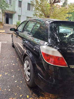 Opel Astra H 2005, 1.6 benzină  - imagine 2