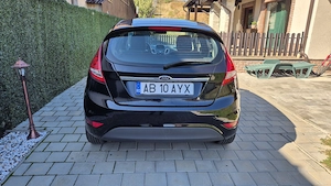 Ford Fiesta 2011 masina ideala pt oras și naveta scurta - imagine 3