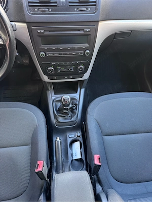 Skoda Yeti YETTI 1.8 Benzina 4X4 - imagine 8