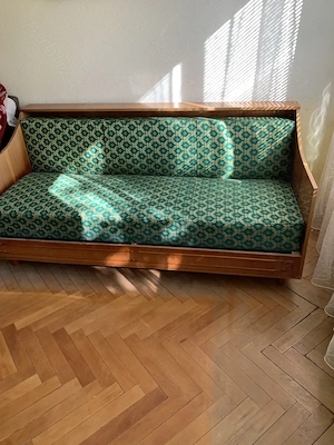 VAND - canapea + corp mobila stare buna