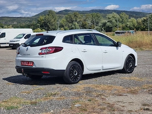 2015 Renault Megane Limited 1.5 dCi  - imagine 5