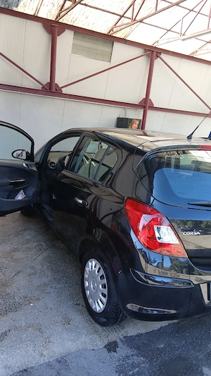 Opel Corsa - imagine 4