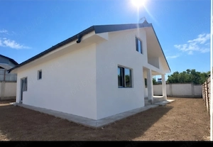 vând Casă P +M cu 5 Dormitoare teren 360 mp in lumina jud Constanța  - imagine 2