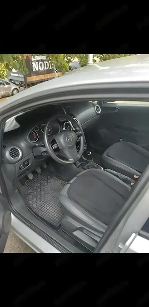 Opel Corsa an fabricație 2014   - imagine 7