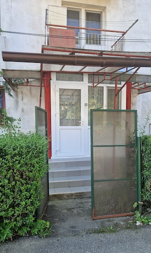 Vand apartament 2 camere  - imagine 5
