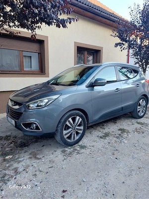 Hyundai ix35 2.0 CRDi 136 CP 4x4   2014   232.000 km   Proprietar - imagine 8