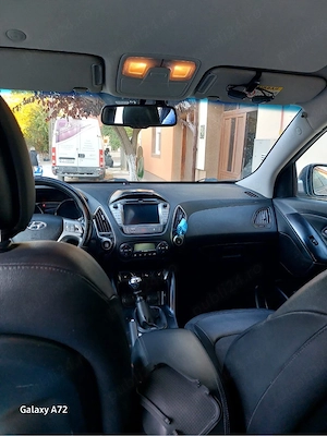 Hyundai ix35 2.0 CRDi 136 CP 4x4   2014   232.000 km   Proprietar - imagine 10