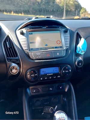 Hyundai ix35 2.0 CRDi 136 CP 4x4   2014   232.000 km   Proprietar - imagine 9