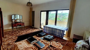 Etaj vila compus din 2 camere de inchiriat + baie + bucatarie pentru studenti, Iasi, zona UMF - 8 mi - imagine 8