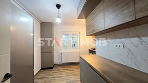 Apartament renovat 3 camere zona ITC Vlahuta - imagine 11