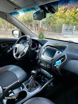 Vând Hyundai ix35  - imagine 2