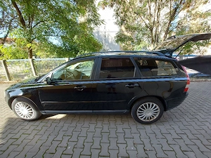 Vând Volvo v50 2.0d 2006 - imagine 2