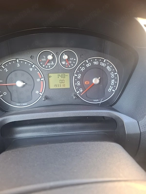 Vând Ford Fiesta 1.4 TDCI - imagine 6