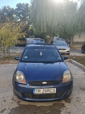 Vând Ford Fiesta 1.4 TDCI - imagine 10