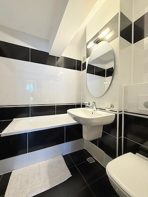 Apartament 3 camere Faleza Nord,  Constanța cu vedere frontală la mare, direct de la proprietar. - imagine 8