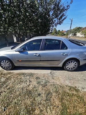 Renault laguna 2 1.9 dci - imagine 2