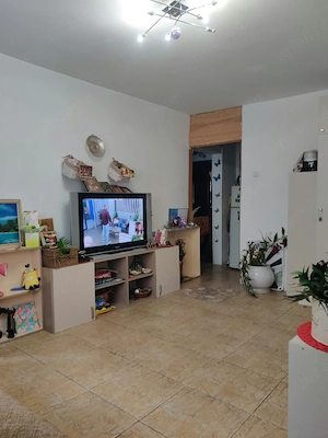 Proprietar ofera spre inchiriere garsoniera decomandata in Rahova Petre Ispirescu