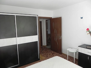 Apartament cu 2 camere de inchiriat (zona Giulesti - Crangasi)