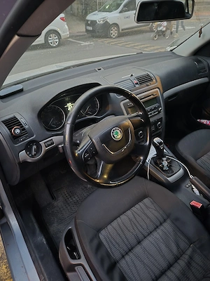 Skoda Octavia 2011 2 BUSINESS - imagine 3