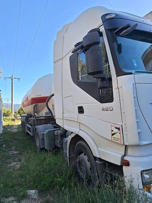 Stralis 2014+Feldbinder 2007 - imagine 5