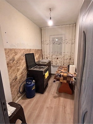 Apartament cu doua camere de inchiriat in zona Crihala  - imagine 3