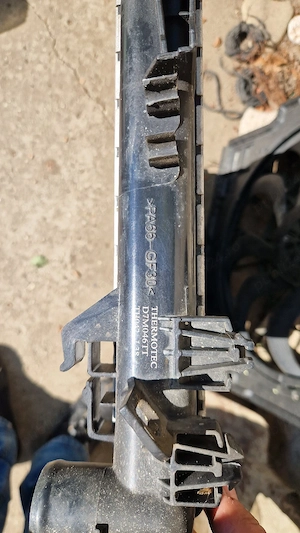 radiator de răcire pentru motor mercedes vito/viano
