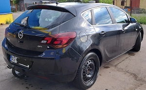Opel Astra 2012 - imagine 2