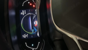Renault Captur full hibrid cu 4500 km ca si Nou 