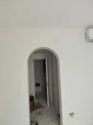 Zugravi amenajari interioare
