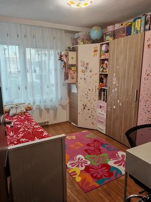 Apartament 3 camere, mobilat si utilat + 2 parcări, zona Terra - imagine 5