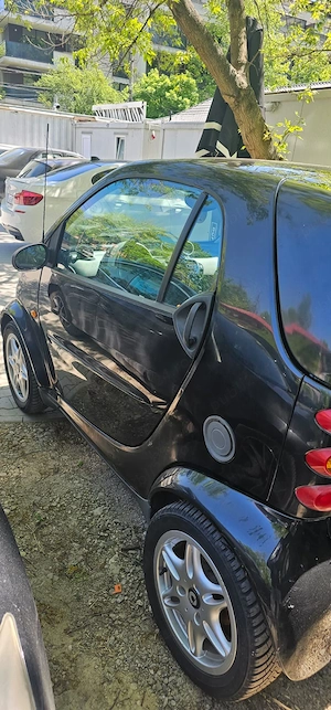 Smart ForTwo - stare foarte buna, totul functional   atomat si manul - imagine 4
