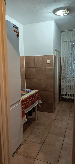 Închiriez o cameră dintr-un apartament cu 3 camere loc. Cluj Napoca, cart. Gheorgheni - imagine 4
