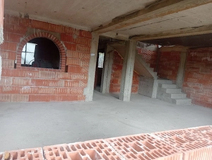 Casă la roșu de vînzare în Viișoara Tg Trotuș in apropiere de Tîrgu Ocna.Suprafata de 170m   - imagine 3
